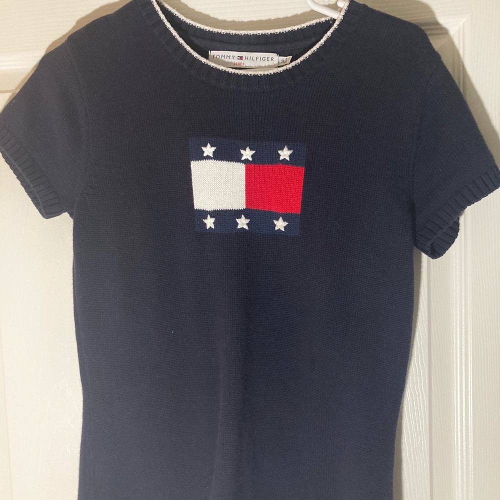 Tommy Hilfiger Vintage American Flag knit sweater